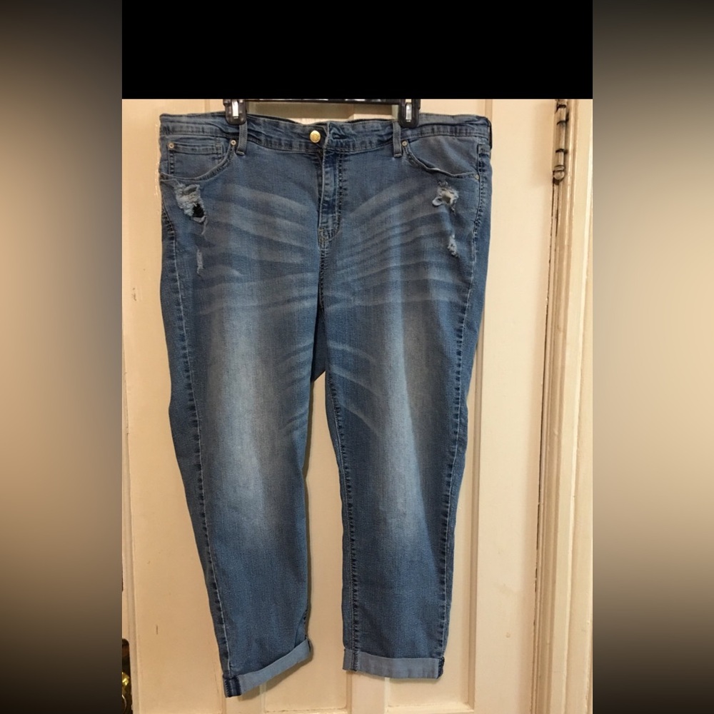 Signature by Levi Strauss women’s Boyfriend Midrise jeans Sz 22X36 - Picture 2 of 10